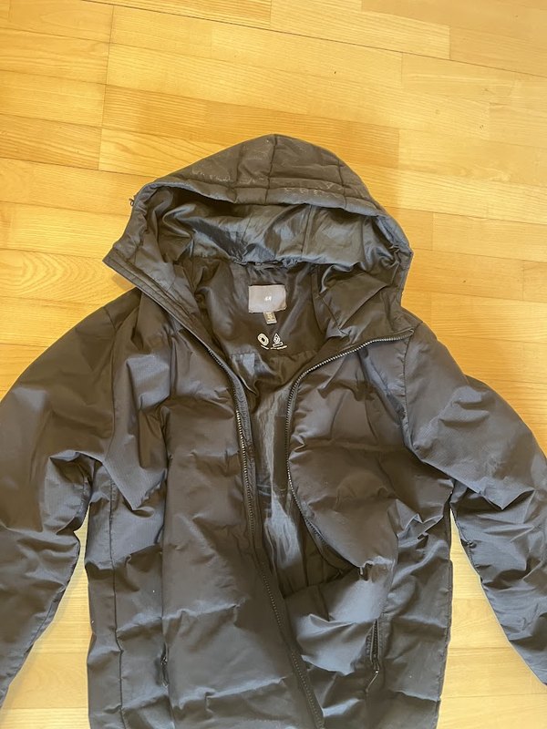 H&M puffer jacket: the original phone photo
